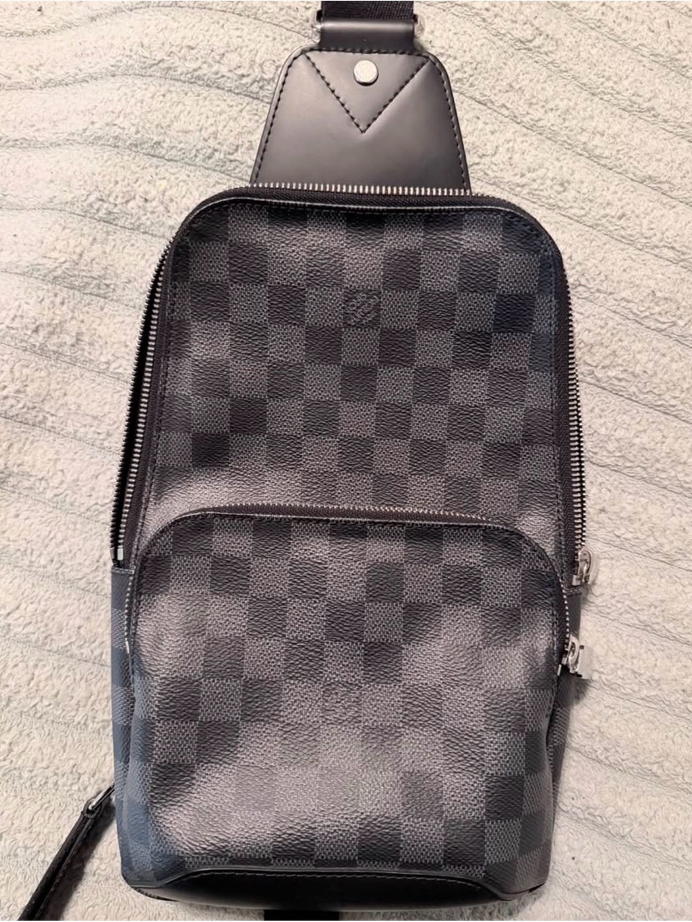 Louis Vuitton Damier Graphite Sling Bag Men’s Women’s Unisex